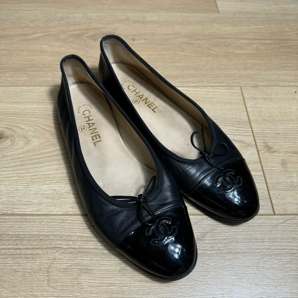 Chanel Black Leather Patent Cap Toe Ballerina Ballet Flats Size 10 Us. - Picture 1 of 10